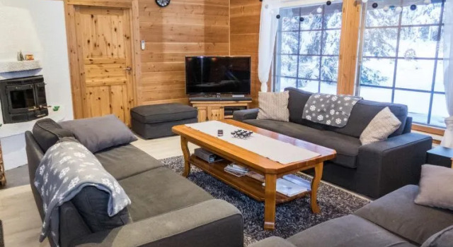 Holiday Home Huvihovi
