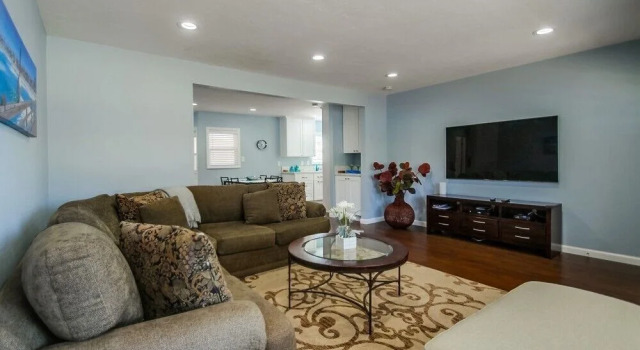 Hang Ten 3 Bedrooms 2 Bathrooms Home, Забронировать Отель Пасифик-Бич Mission Beach
