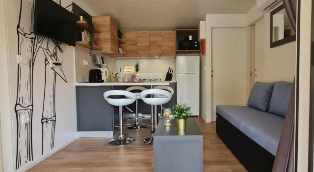 Mobile home Luka, Забронировать Отель СПА-отели Биоград-на-Мору, рядом с Частный Пляж «Кемп Сенди», SPA-услуги
