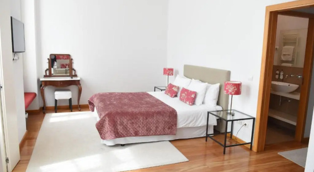 Domus 26 Guesthouse - B&B, Rezerwuj Bed and Breakfast Soito Chão Norte Region