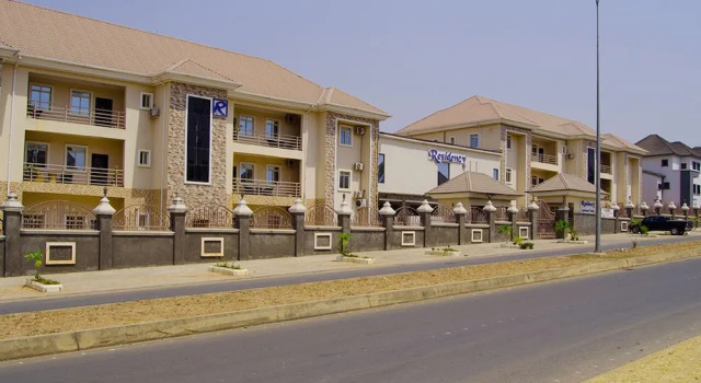 Residency Hotel Guzape Abuja, Book Lejlighed Hoteller i Abuja med pool, Swimmingpool