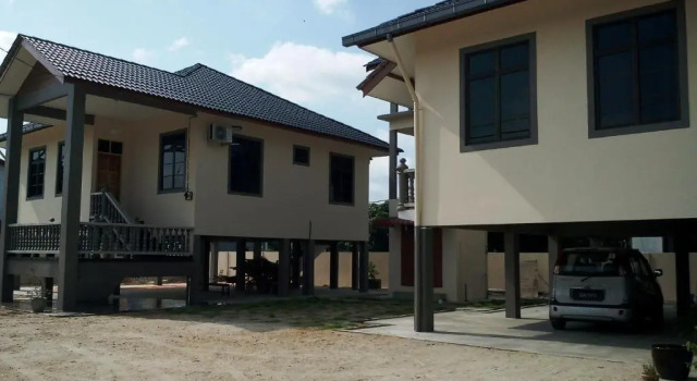 Teratak Tok Wan 1 and 2, Varaa Hotelli Hotellit Kelantan pysäköinnillä, Pysäköinti
