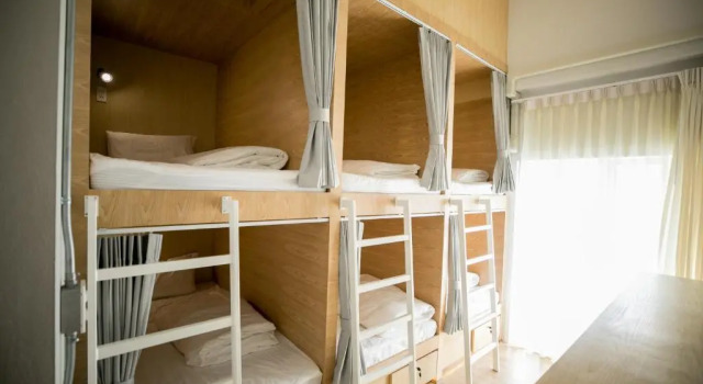 Pakping Hostel, Забронировать Хостел Отели Чиангмай с парковкой, рядом с Wat Srisupan, Парковка