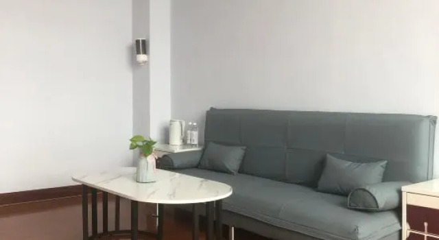 Люкс Oriental Pearl Hotel