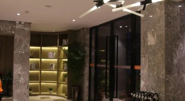 Shangyite Hotel Chain (Songzi), Prenota Hotel Hotel a Hubei con parcheggio, Parcheggio