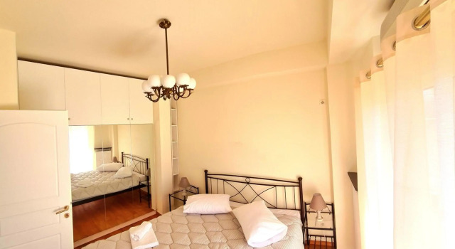 Downtown, penthouse apartment with great view, Pagkrati