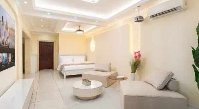 Люкс Hello • Hidden Retreat 180° Scenic Apartment (Sanya Bay Coconut Dream Corridor)