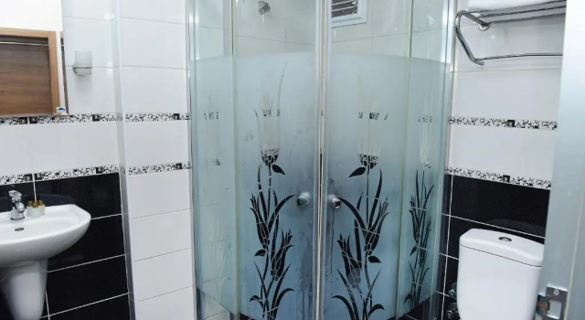 Трёхместный номер Standard Hotel Grand Umit