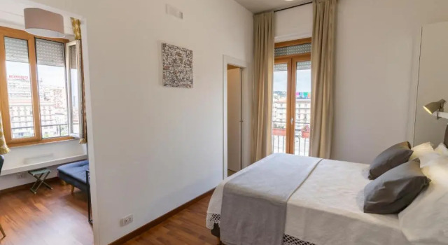 Florestine Napoli, Buchen Sie Hotel Hauptbahnhof Neapel