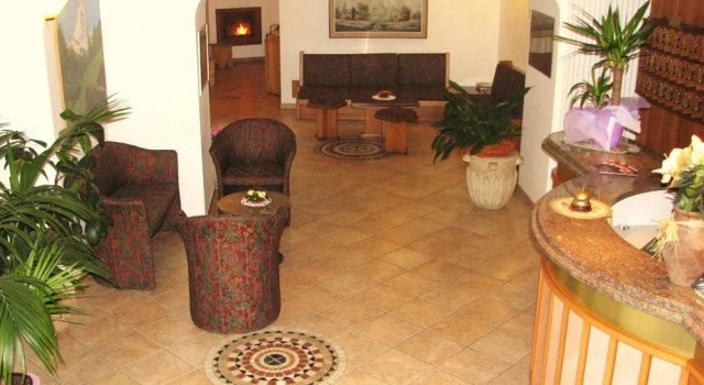 Albergo Neni, Забронировать Отель Брентонико Vallagarina