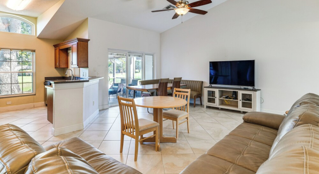 Апартаменты 23 Mi to Disney: Family-friendly Golf Course Home!