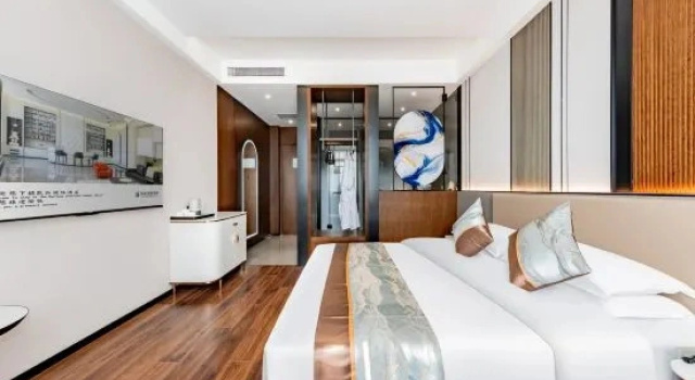 Люкс Grand Kaihong Intercontinental Hotel