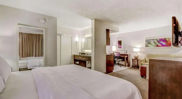 Четырёхместный номер Standard Homewood Suites by Hilton Indianapolis Carmel
