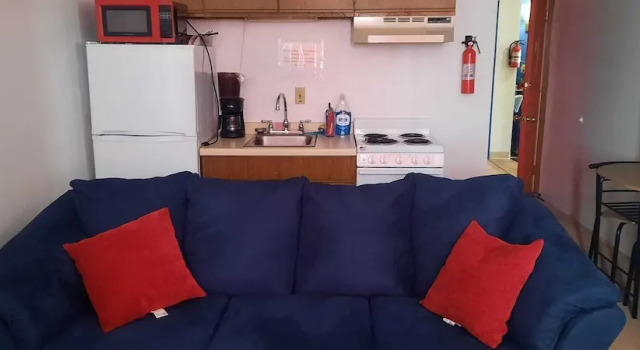 Семейные апартаменты c 1 комнатой Model Towne Inn