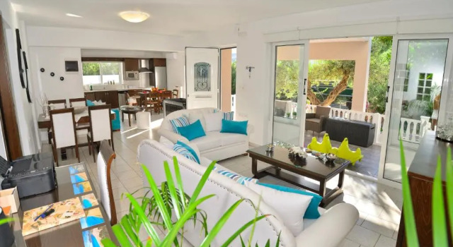 *Haritos traditional Apt-5min from Falassarna Bch*, Забронировать Отель Платанос Западный Крит