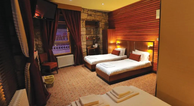 Двухместный номер Standard The Commercial Hotel