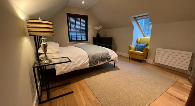 NEW 1BD Contemporary Home Upper Dunblane