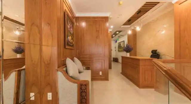 Woody House Boutique