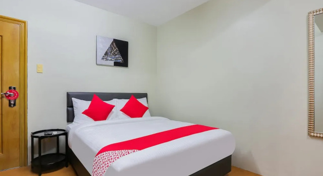 Номер Standard Anglo Residences Manila
