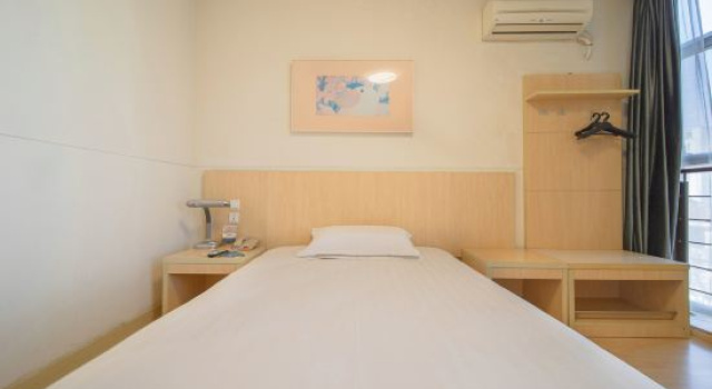 Двухместный номер Standard Jinjiang Inn Taicang Shanghai Lu