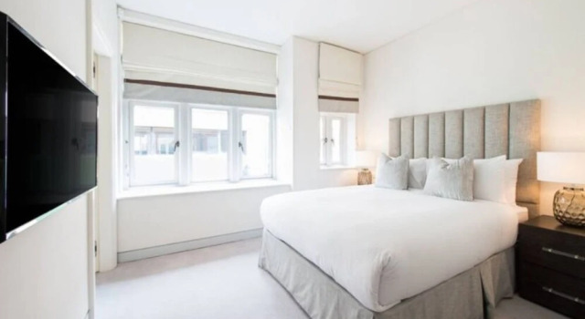 Exclusive 2 Bed in Mayfair with Private Terrace, Забронировать Отель Отели Англии 3 звезды, 3*