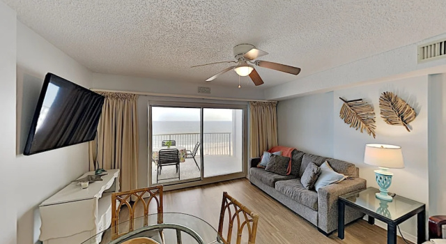 Gulf-front Getaway W/ Pools & Private Balcony 1 Bedroom Condo, Boek Appartement Gulf Shores 