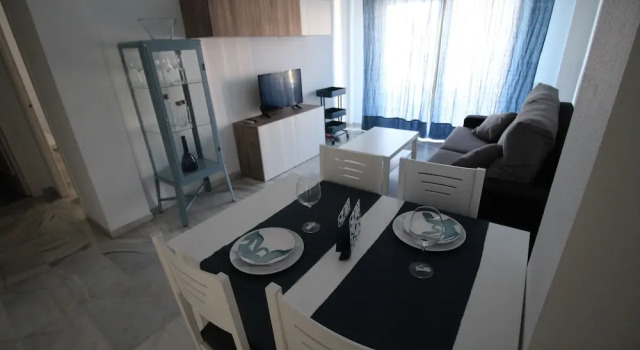 Апартаменты c 1 комнатой с балконом и с видом на море Eucalipto 5º 1 - Apartamento en primera línea de playa