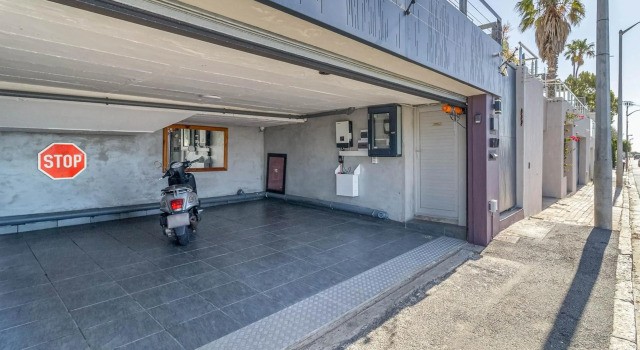 Cape Town Skyroof apartment LOADSHED PROOF Ocean Views