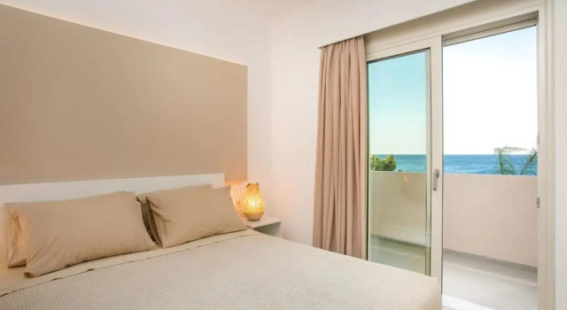 Villa Sylvia Beachfront