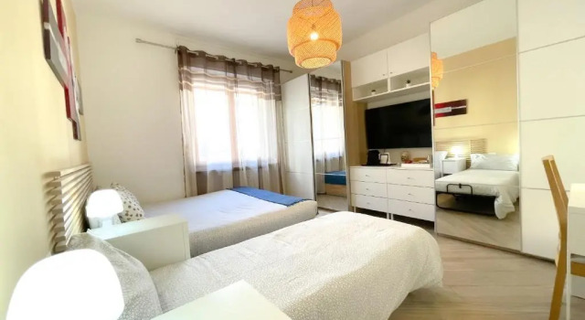 MilanHolidays, Book Hotel Milan Lombardy