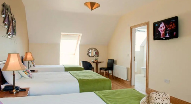 Трёхместный номер Standard Kinvara Guesthouse