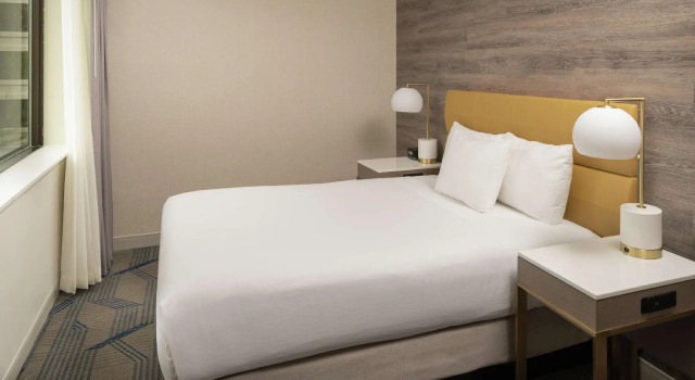 Двухместный номер Standard Hilton Durham near Duke University