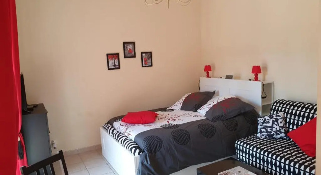 Appart T1 centre BANDOL dans Résidence de charme
