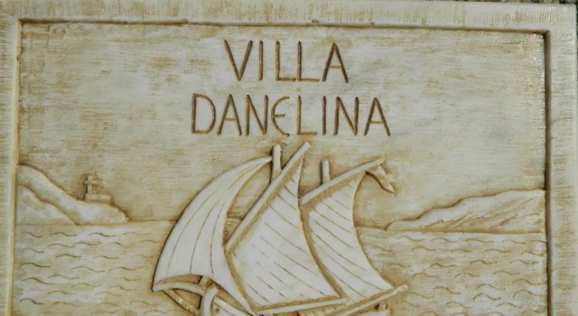 Вилла Nephiria's Villa Danelina next to Ornos&Psarou beach