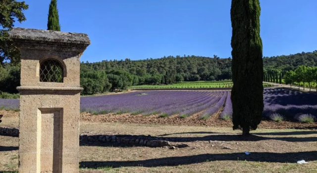 La Pampa en Provence - Les suites privatives, Rezervasyon Otel Green Provence otoparklı oteller, Otopark