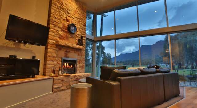 Ironstone Romantic Couples Retreat, Book Vacation Home Halls Gap Grampians