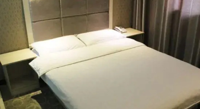 Qixian 168 Express Hotel, Rezervovat Hotel Hebi Henan