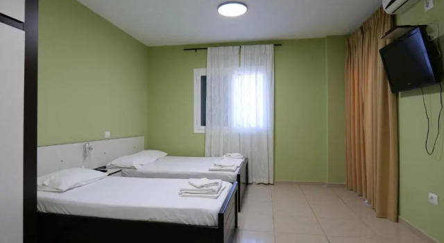 Трёхместный номер Standard с балконом и с видом на горы Hotel Jali
