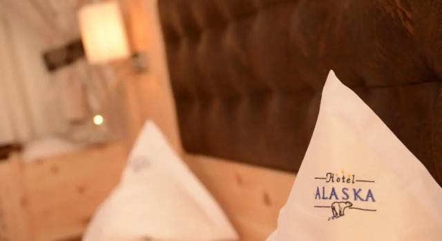 Полулюкс Hotel Alaska