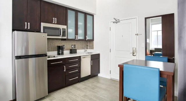 Четырёхместная студия Residence Inn by Marriott Wilmington Downtown