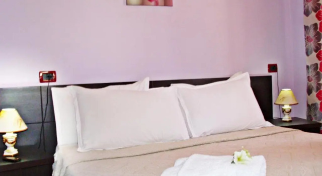 Двухместный номер Economy Jolly Hotel