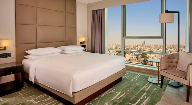 Люкс с 2 комнатами Hyatt Regency Al Kout Mall
