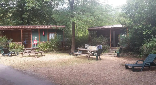 Camping des Drouilhèdes, Prenota Campeggio Campeggi e glamping a Cevenne, Campeggio
