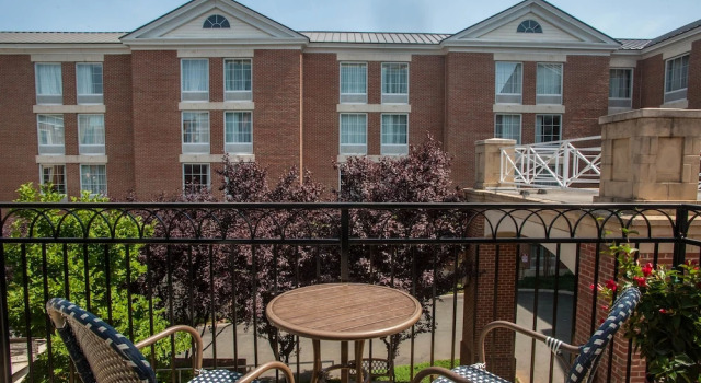 Номер Standard с балконом Dinsmore Boutique Inn