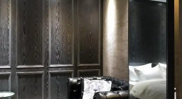 Camera Deluxe 小小邸 Small Hotel