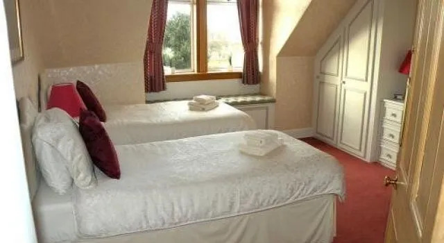 Craigie Guest House, Забронировать Гостевой дом Гостевые дома Эр, Гостевой дом