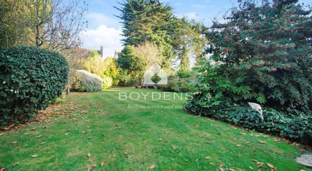 The Avenues, Frinton on Sea