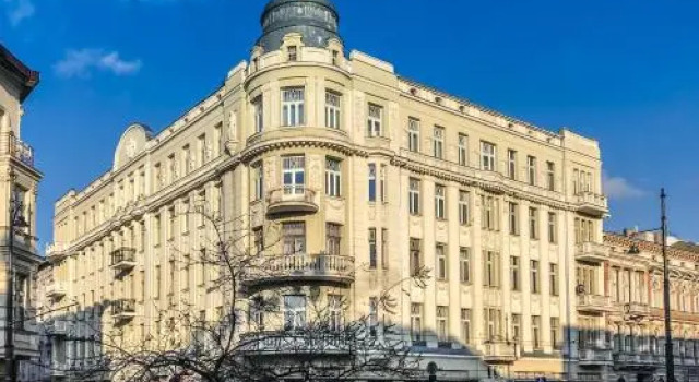 Brass Suites, Забронировать Отель Лодзь Лодзинское воеводство, рядом с Улица Петрковская
