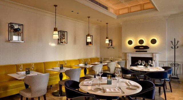 100 Queen's Gate Hotel London Kensington, Curio Collection by Hilton