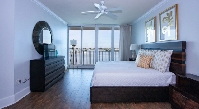 Spacious Unit With Unobstructed Views - Unit Crd0902